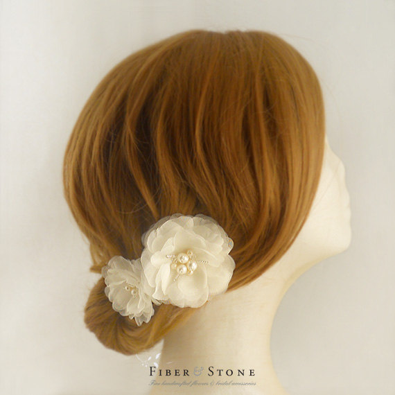 زفاف - Pure Silk Bridal Hair Flower, Ivory Wedding Hair Flower, Bridal Flower Hair Clip, Wedding Hair Accessory, Swarovski Crystal Freshwater Pearl