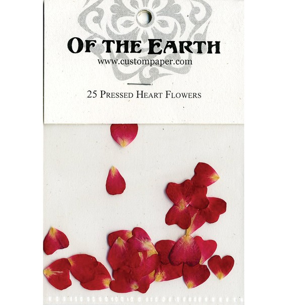 زفاف - Red Pressed Flower petals - pack of 25 1/2 inch diameter Heart and Teardrop shapes