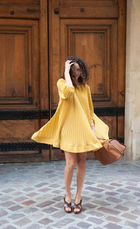 زفاف - a sun dress a mustard dress fashion blog - Global Streetsnap