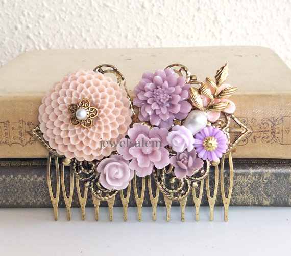 Mariage - Pink Wedding Hair Comb Mauve Soft Lilac Purple Bridal Comb Flower Head Piece Gold Leaf Floral Comb Romantic Whimsical Nymph Vintage Style PM
