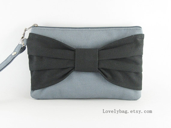 Hochzeit - SUPER SALE - Set of 7 Gray with Black Bow Clutches - Bridal Clutches, Bridesmaid Wristlet, Wedding Gift, Zipper Pouch - Made To Order