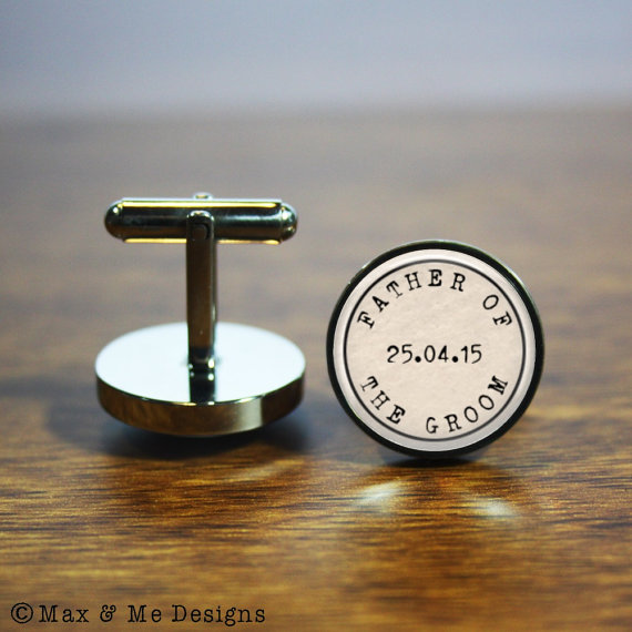 Hochzeit - Personalised wedding cufflinks - A personalized gift for the Father of the Groom on your wedding day (stainless steel cufflinks)