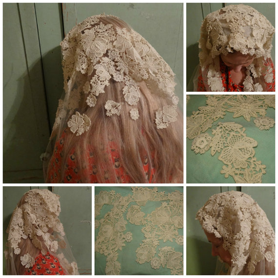 Mariage - 1950's Priscillas of Boston Cathedral Veil, Chantilly Lace, Beautiful, Headpiece, Catholic Wedding Veil, Lace, Train, Mid Century Modern