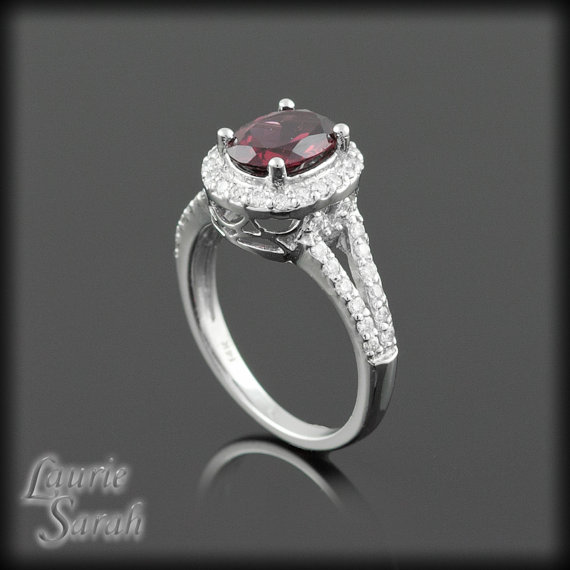 زفاف - Rhodolite Garnet and Diamond Ring with single halo and split shank - LS145