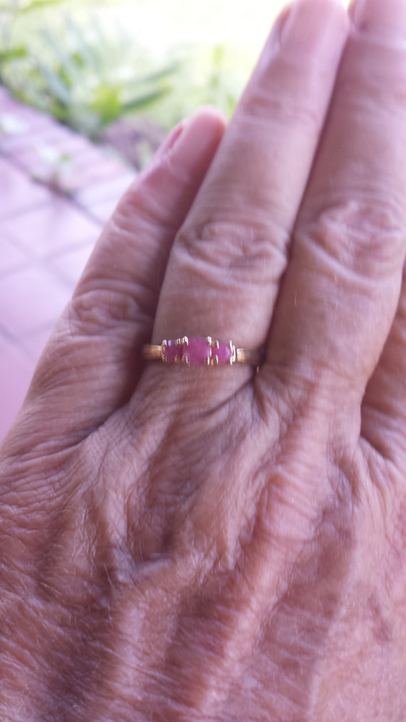 Hochzeit - vintage genuine ruby designer signed gold vermeil wedding engagement sterling ring