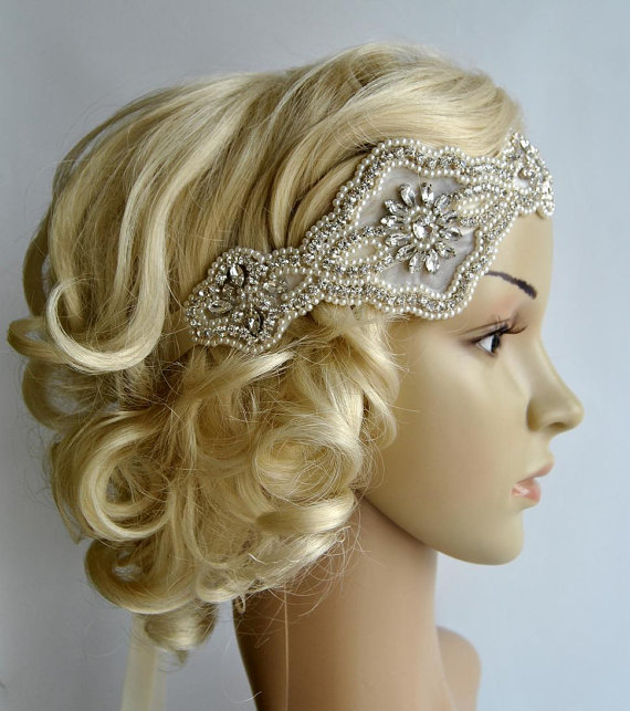 Mariage - Crystal Rhinestone & Pearls  flapper Gatsby Headband, Wedding Headband, Wedding Headpiece, Halo Bridal Headpiece, 1920s Flapper headband