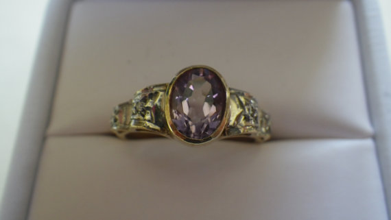Mariage - Unusual 9ct Yellow Gold Amethyst and Diamond Ring