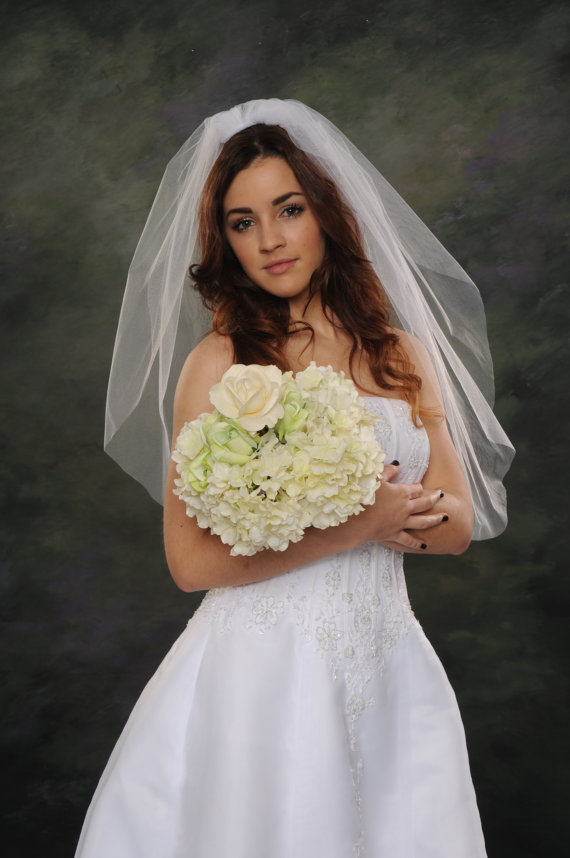 زفاف - 1 Layer Elbow Length Light Ivory Wedding Veil 30 Waist White Bridal Veils Simple One Tier Ivory Veils Diamond White Silk White