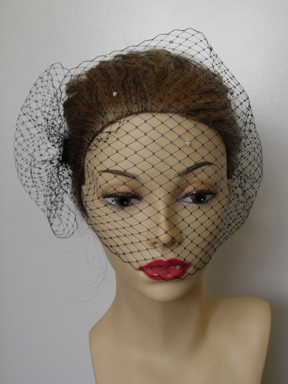 Mariage - Ivory Birdcage Veil, Side Pouf with Swarovski Rhinestones, Birdcage veil with Swarovski Rhinestones,Swarovski rhinestones,style VB007