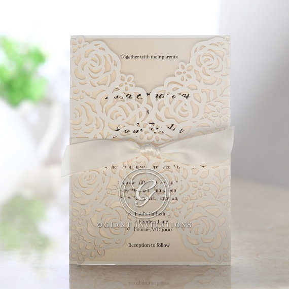 زفاف - Wild Laser Cut Flowers –Wedding Invitation Sample (HB13603)