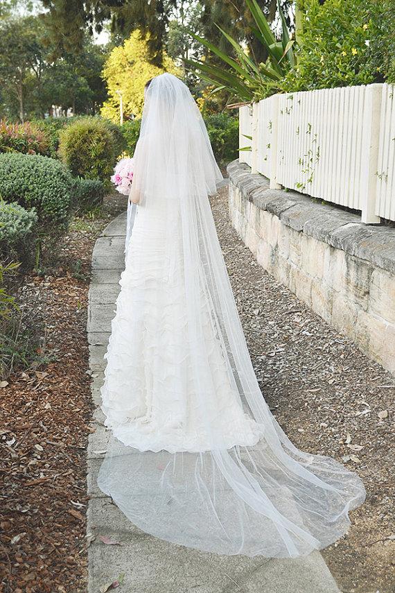 Hochzeit - Wedding veil, bridal veil, two tier cut edge veil in cathedral length, soft bridal tulle