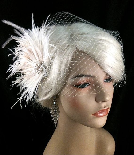 Hochzeit - Wedding Bridal Fascinator, Bridal Fascinator, Feather Fascinator , Wedding Veil, Bridal Headpiece - The Couture Bride