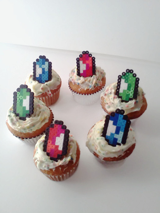 Hochzeit - Legend of Zelda Cupcake Toppers (Rupee Set)