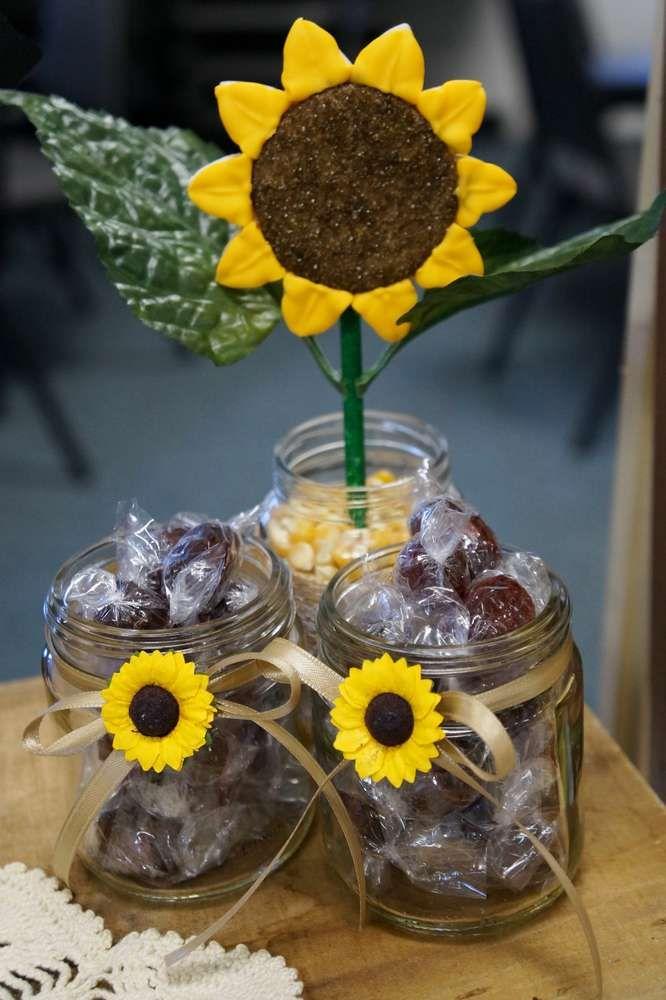 Counrty Sunflowers Bridal/Wedding Shower Party Ideas