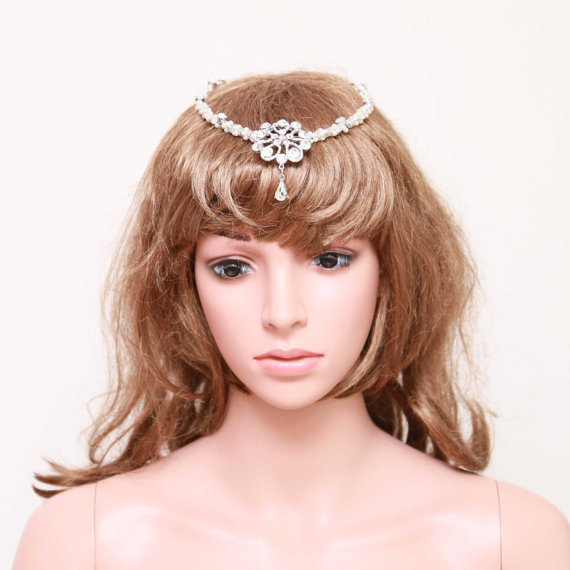 Hochzeit - Beaded Headpiece, Forehead Headpiece, Bridal Hair Chain, Rhinestone Wedding Tiara, Pearl Tiara, Tiara Hair Chain