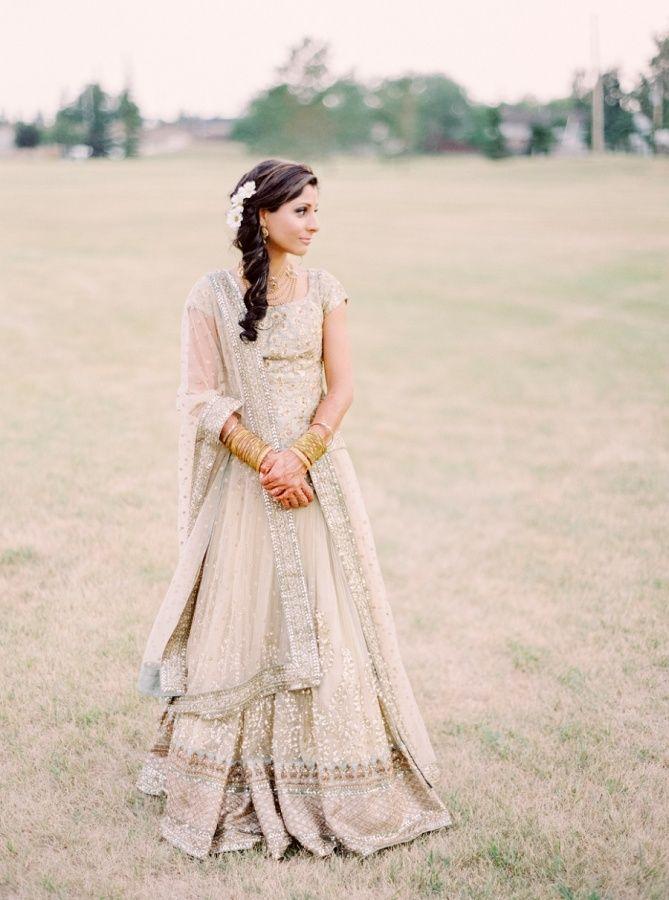 Hochzeit - Colorful   Vibrant Four-Day Indian Wedding