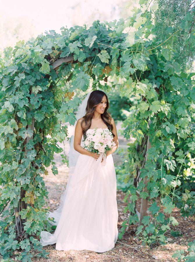 Mariage - Multicultural   Romantic Sunstone Winery Wedding