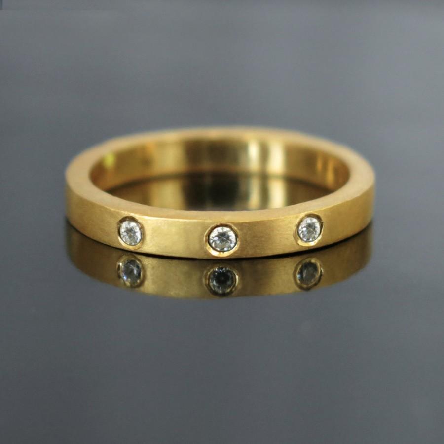 Hochzeit - Modern diamond engagement ring, Simple engagement ring, 14k, 18k, Three diamond ring, Unique diamond ring, Thin diamond band ring