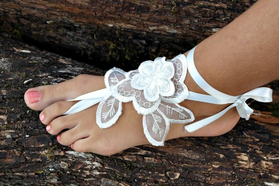 Hochzeit - Beach Wedding Barefoot Sandals, Anklet Wedding Shoes, Summer Shoes, Ivory Barefoot Sandals, Foot Jewelry, Bridesmaid gift