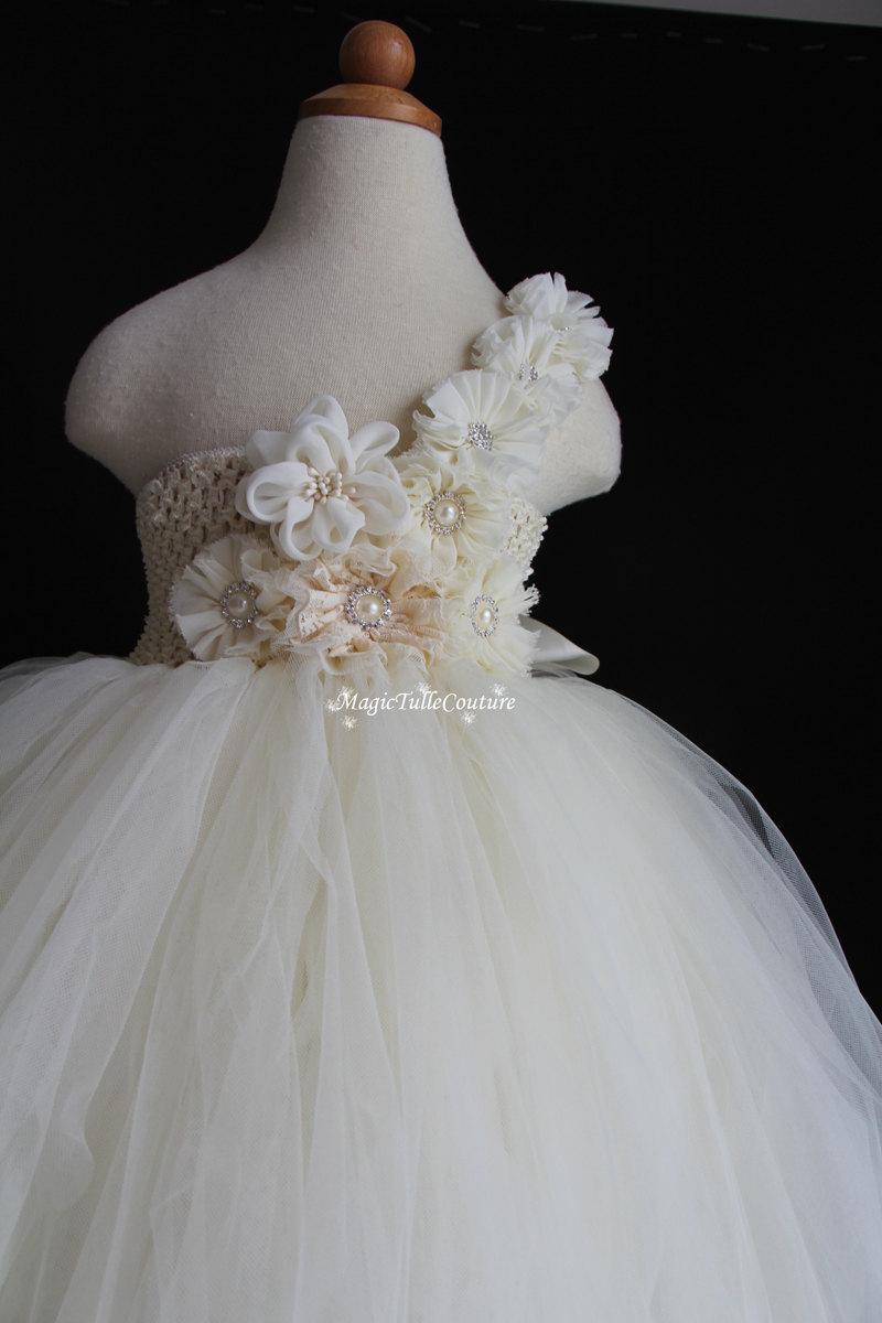 Mariage - Ivory mixed flower girl tutu dress birthday party dress occasion dress Easter dress 1T-10T (with a matching headpiece)