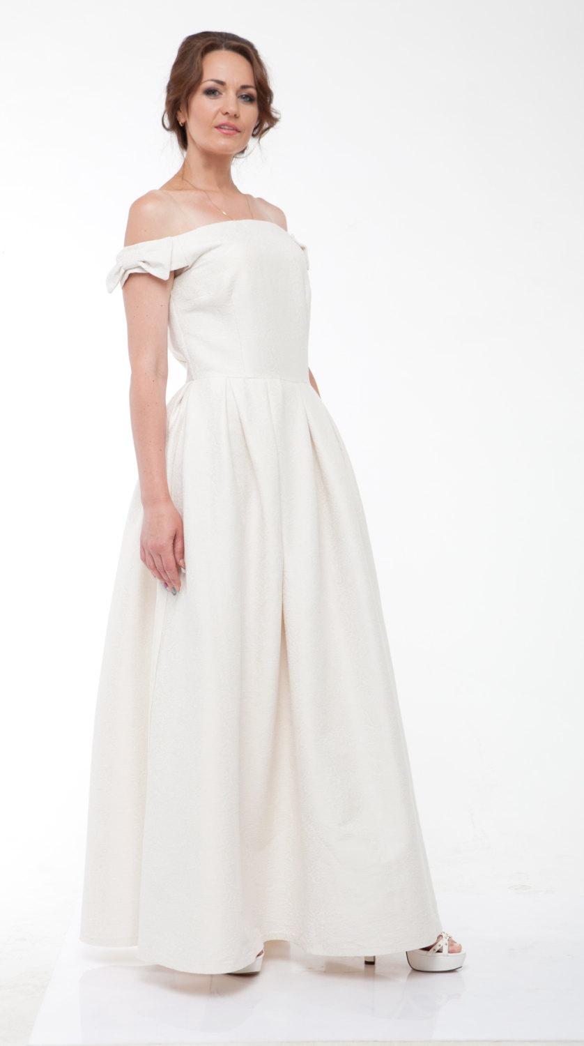 Свадьба - White Wedding Dress Long Open Shoulders Flared Dress Bridesmaid Floor Length.