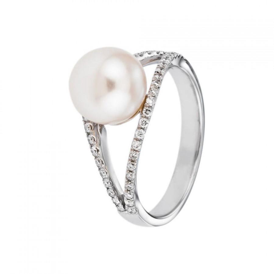 Wedding - Pearl Diamond Ring, Engagement Ring, 14K White Gold Ring, Size 6