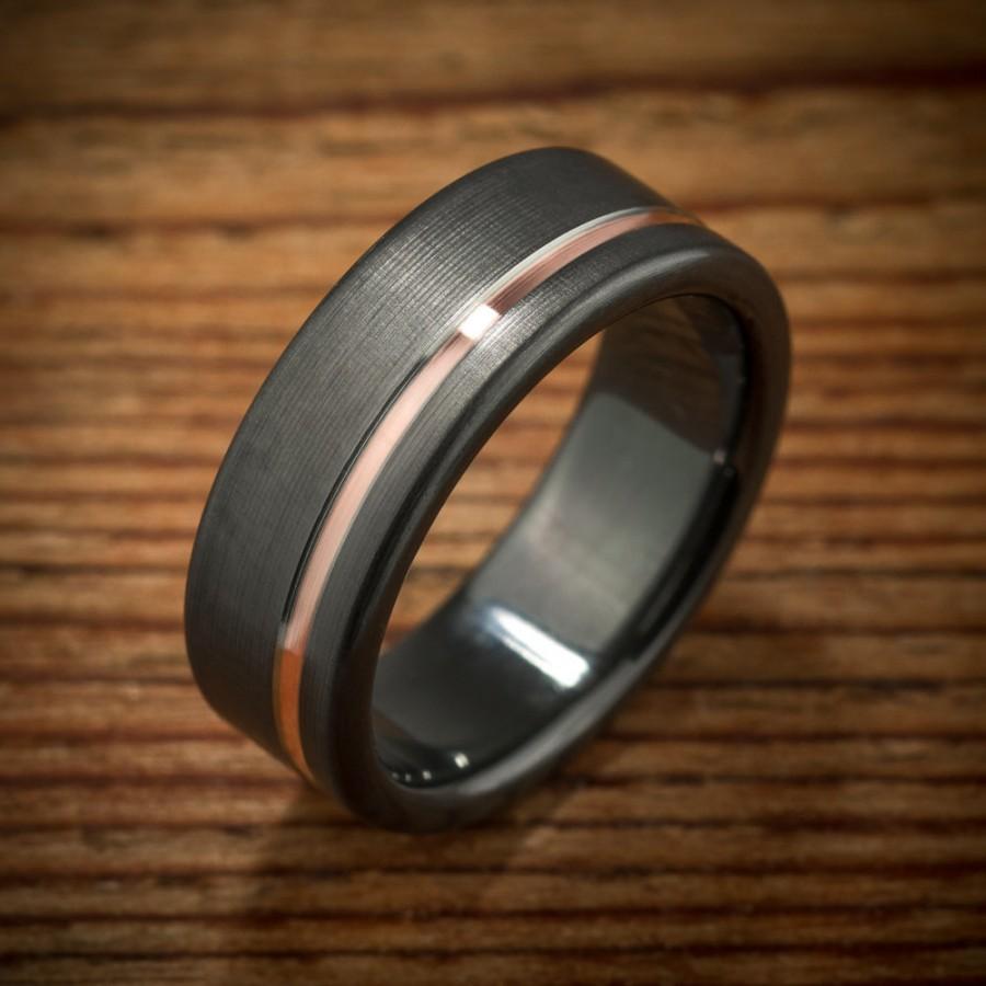 زفاف - Men's Wedding Band Comfort Fit Interior Black Zirconium Rose Gold Stripe Ring