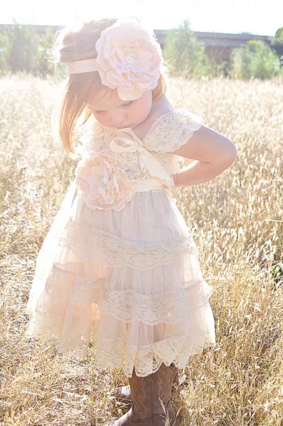 Mariage - Champagne Flower Girl Dress -Lace Pettidress -Vintage Flower Girl- Shabby Chic Flower Girl Dress -Girls Dresses - Rustic Flower Girl Dress
