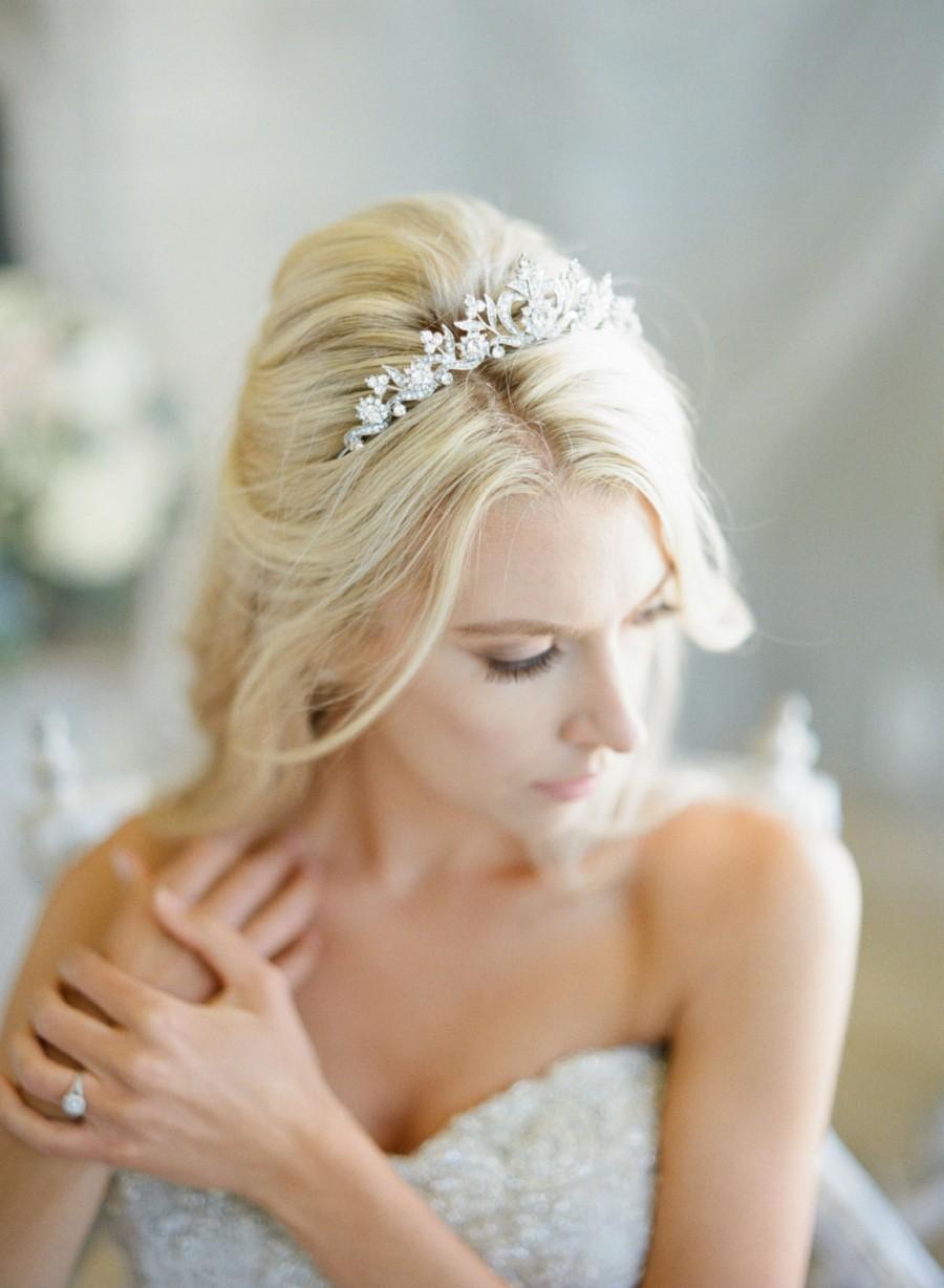 Hochzeit - Bridal Tiara Crystal Heart Tiara - DIANA, Swarovski Bridal Tiara, Crystal Wedding Crown, Rhinestone Tiara, Wedding Tiara, Diamante Crown