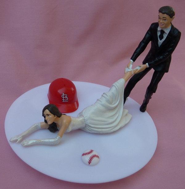 Свадьба - Wedding Cake Topper St. Louis Cardinals Saint Cards G Baseball Themed w/ Bridal Garter Humorous Sports Fans Bride Groom Unique Funny Top