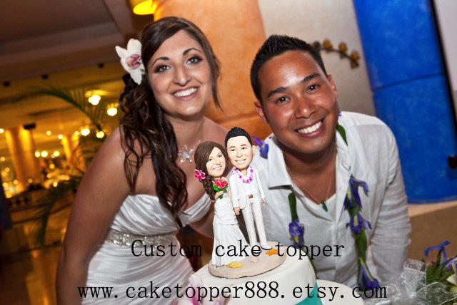 Mariage - Beach Custom  wedding cake topper, Bride and groom cake topper, personalized cake topper, Mr n Mrs cake topper, custom cake topper, wedding