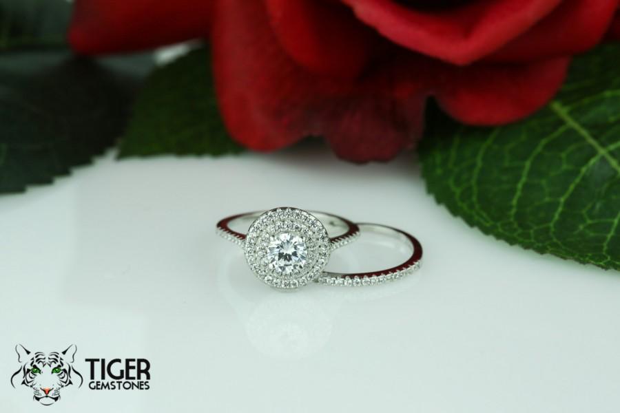 Свадьба - 3/4 ctw Round Cut, Double Halo, Engagement Ring, 1/2 Carat Center, Man Made Diamond Simulants, Wedding Ring, Bridal Ring, Sterling Silver