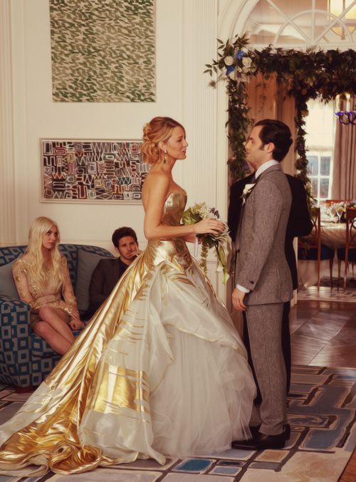 زفاف - Gold Gown From Gossip Girl - I Love It