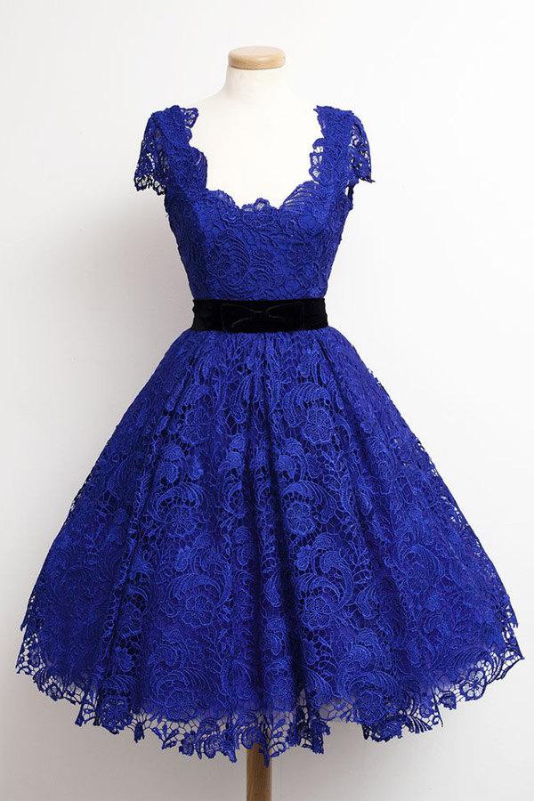 Hochzeit - Hanyige A-line Scoop Knee Length Lace Homecoming Dresses Sash Royal Blue Cap Sleeves