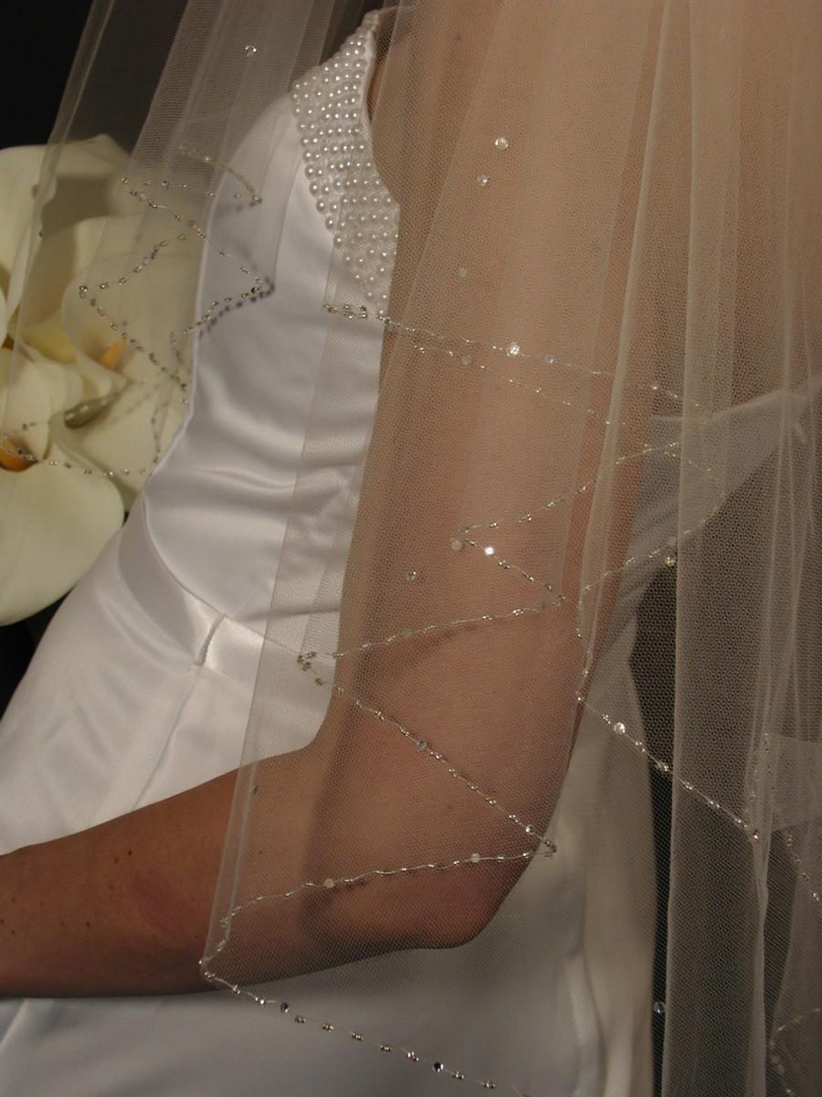 Свадьба - 2 layers beaded edging with crystal rhinestones wedding veil.