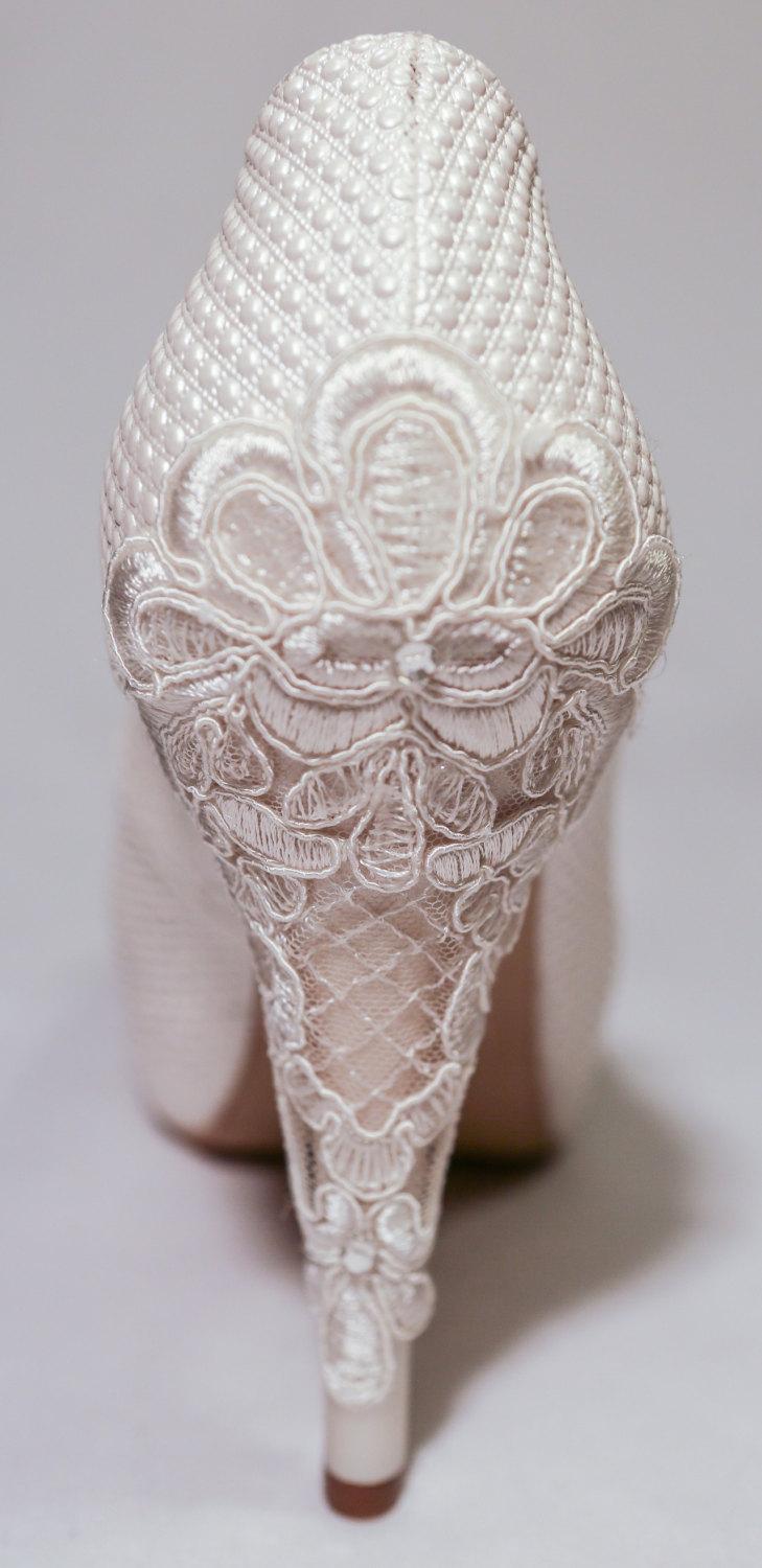 Hochzeit - Wedding Shoes, Ivory Bridal Shoes, Ivory Wedding Shoes with Lace, High Heel Wedding Shoes , Ivory High Heels, Ivory Lace High Heels