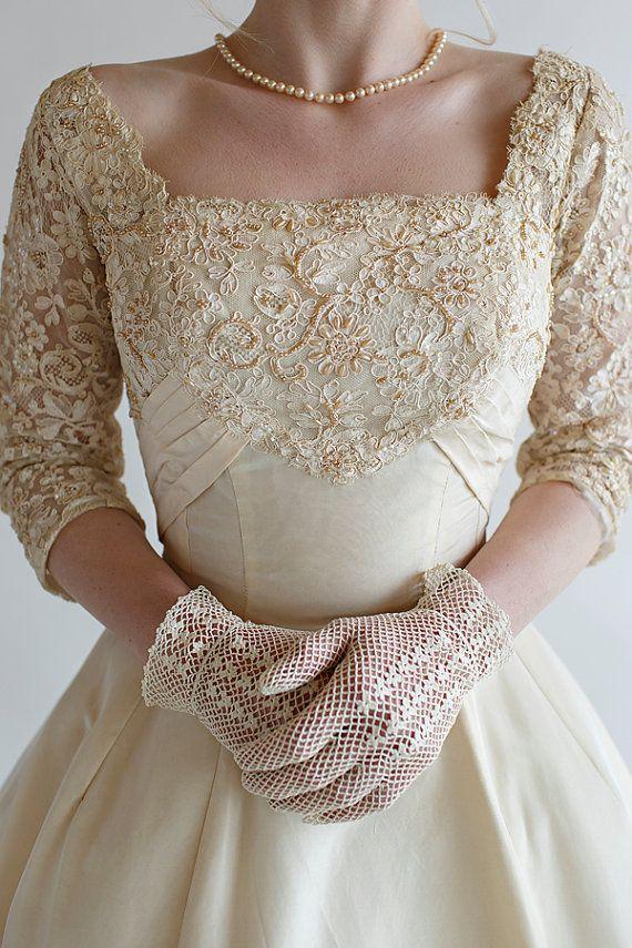 Wedding - Vintage Ivory Wedding Gloves / 1950s Crochet Bridal Gloves