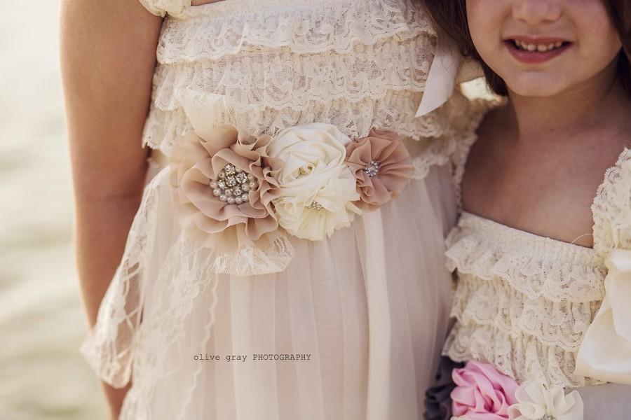 Hochzeit - Flowr girl sash, Rustic Flower girl sash, Vintage inspired bridal belt, Country Wedding, Rustic Wedding, Flower girl accessories, ivory