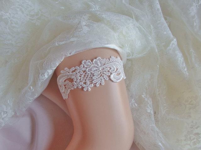 Hochzeit - Wedding Garter Ivory Venise Lace -  Ivory Garter Belt