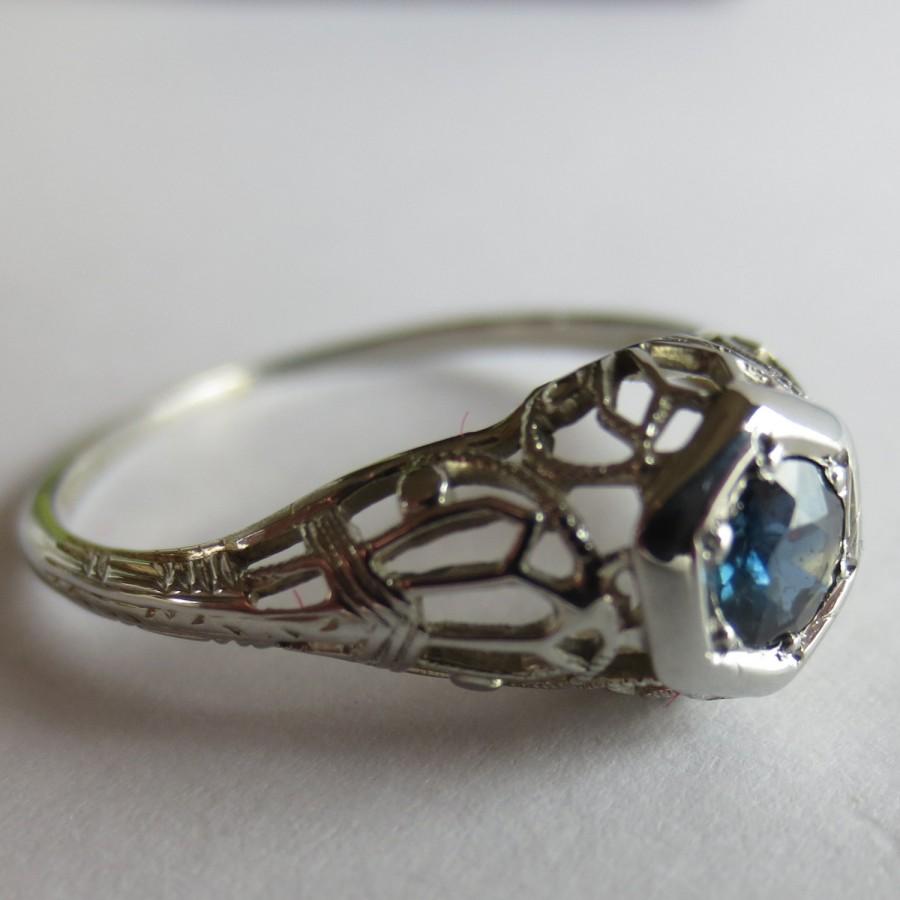 Hochzeit - ART DECO FILIGREE Sapphire Engagement Ring - 18k White Gold