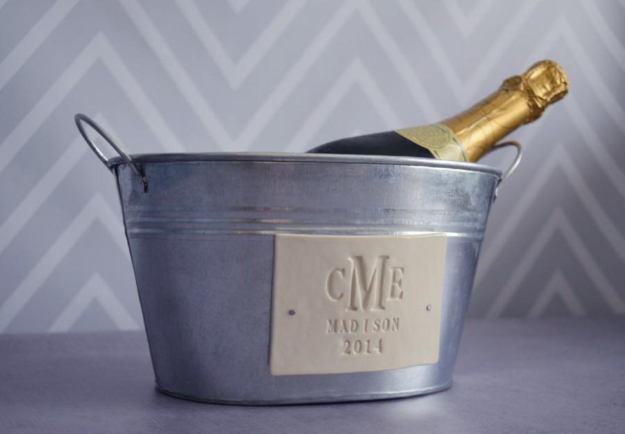 Hochzeit - Personalized Wedding Gift - Champagne Bucket