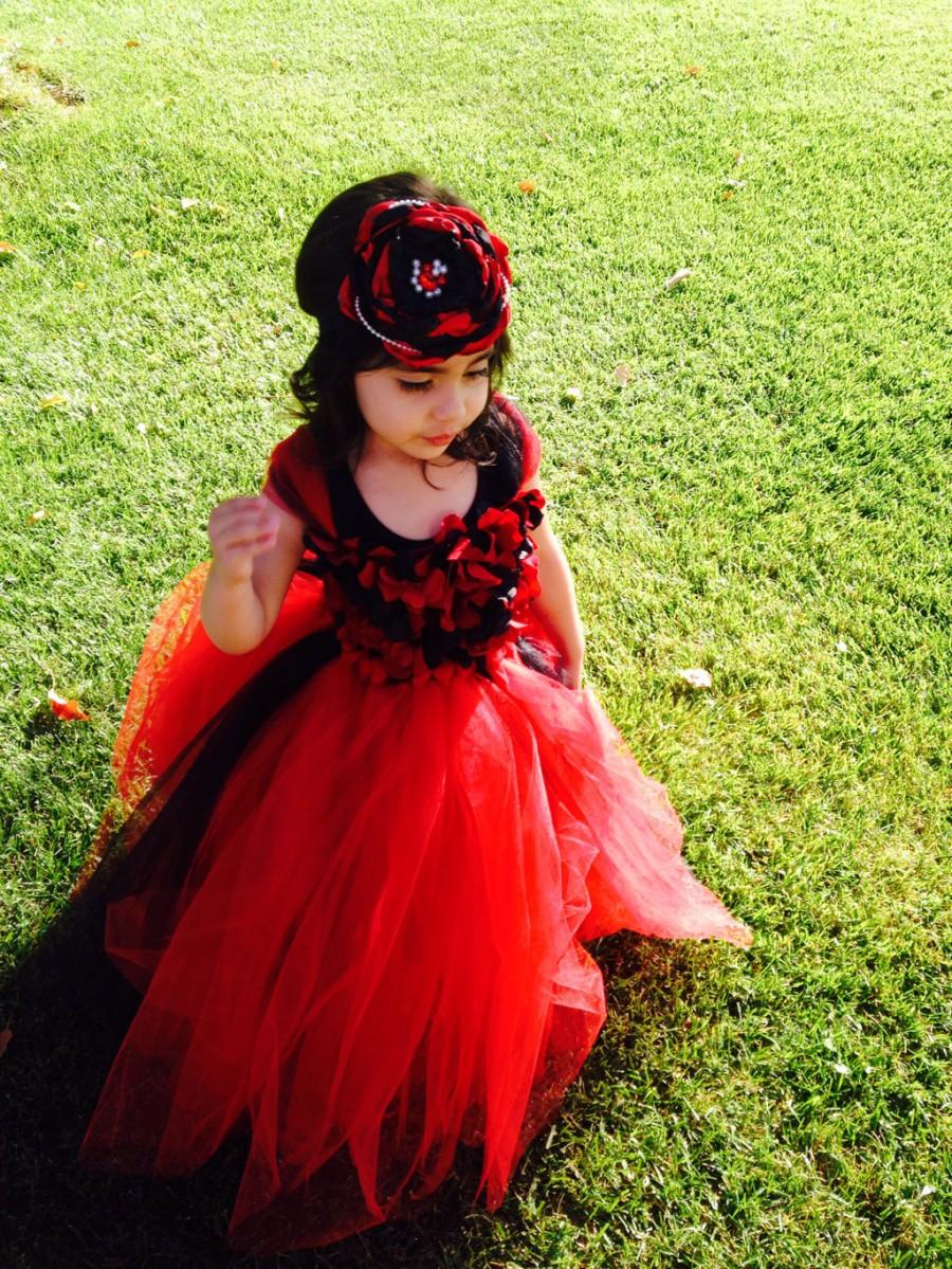 زفاف - Flower girl dress Red and Black tutu dress, flower top, hydrangea top, toddler tutu dress
