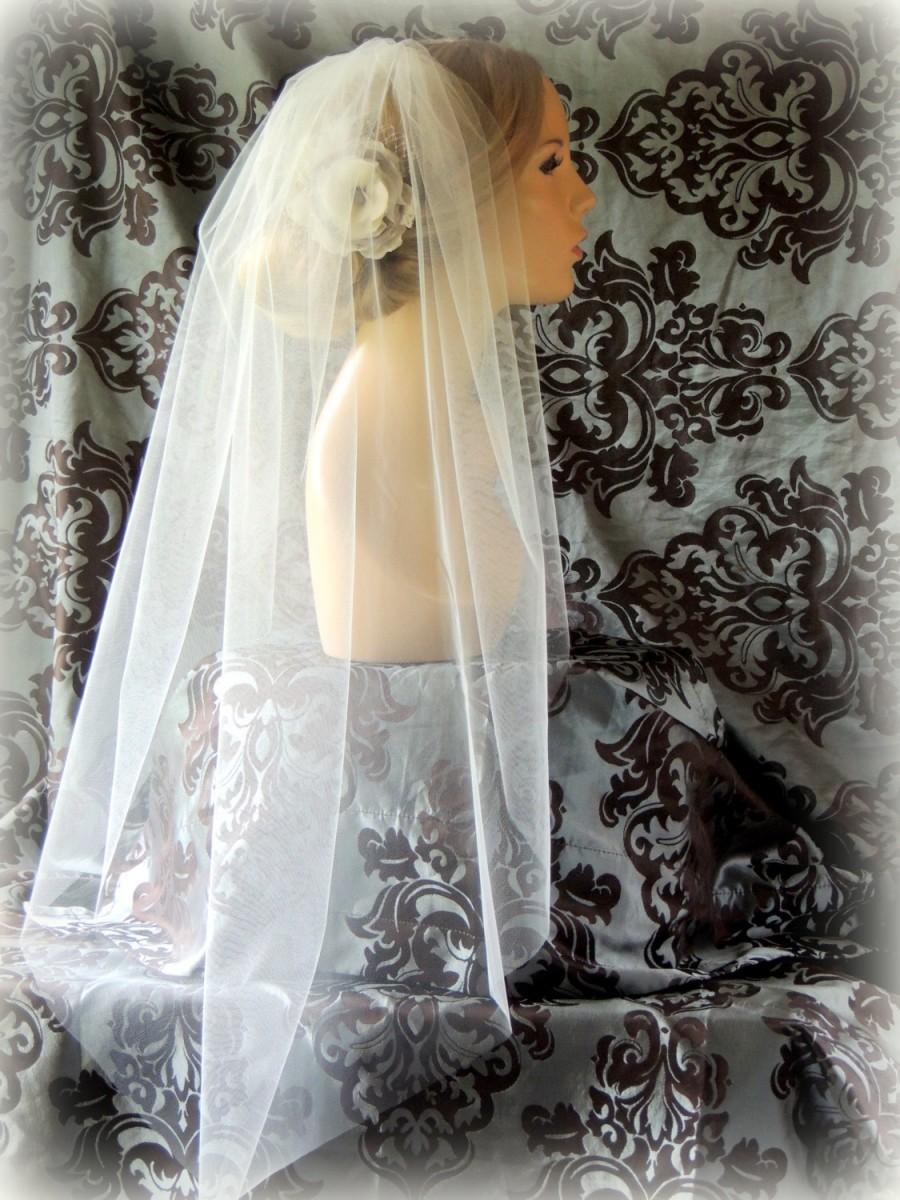 Свадьба - Bridal Tulle Veil 35'Single Layer, Traditional Veil, Illusion veil Wedding Ivory veil