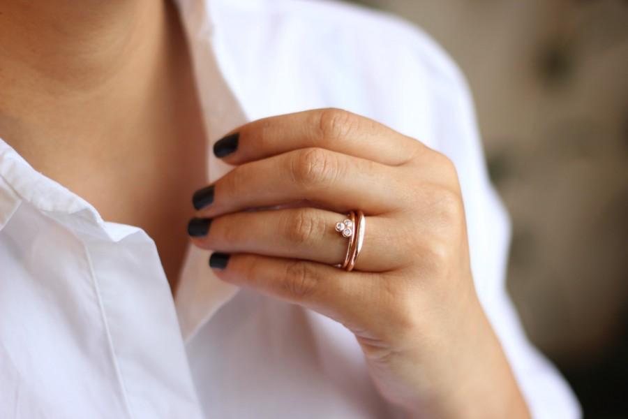 زفاف - 3 Bezel Engagement Gold Ring