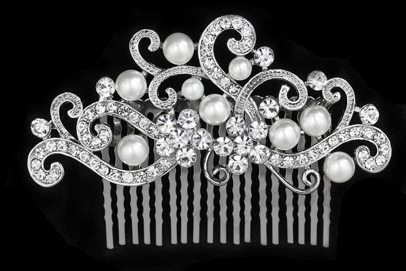 Hochzeit - SALE SWAROVSKI Vintage wedding bridal crystal pearl head piece