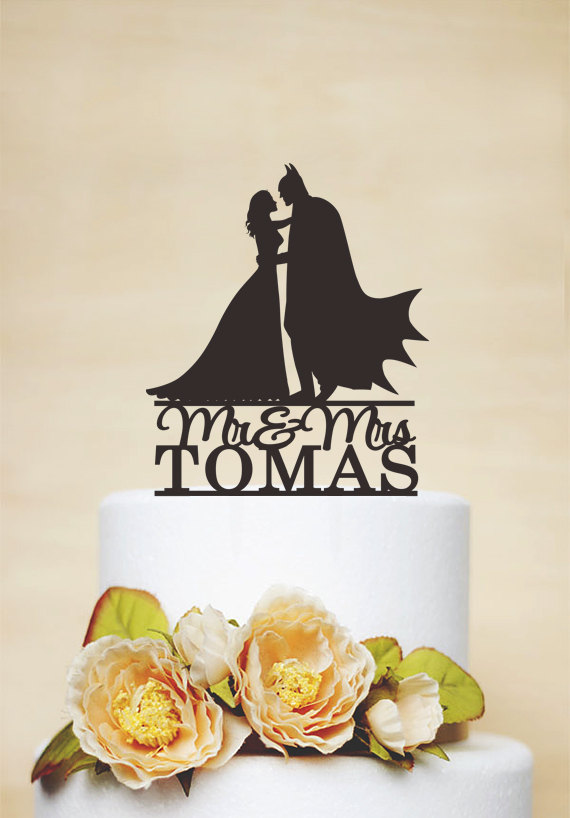 Mariage - Batman Cake Topper,Bride and Groom Cake Topper,Bridal Shower Topper,Custom Cake Topper,Wedding Cake Topper,Personalized Cake Topper C115