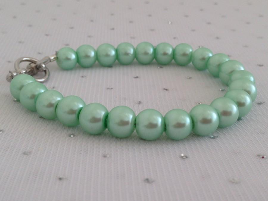 Mariage - Seafoam Green Pearl Bracelet, Bridesmaid Jewelry, Seafoam Green Wedding, Mint Green Jewelry, Mint Green Wedding