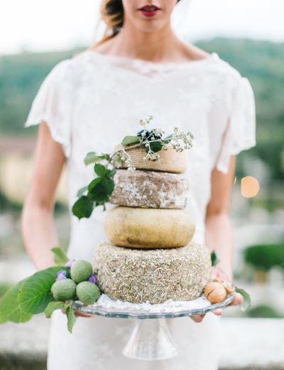Wedding - Trend Alert: Cheese Cakes