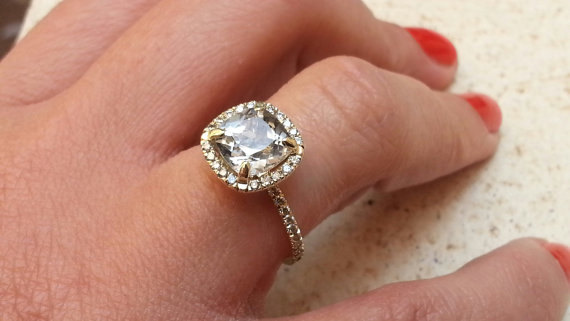 Свадьба - Unique Vintage Style Floral Blue Topaz Engagement Ring in Gold Topaz Diamond Wedding Band fine jewelry Halo diamond ring Gemstone braided
