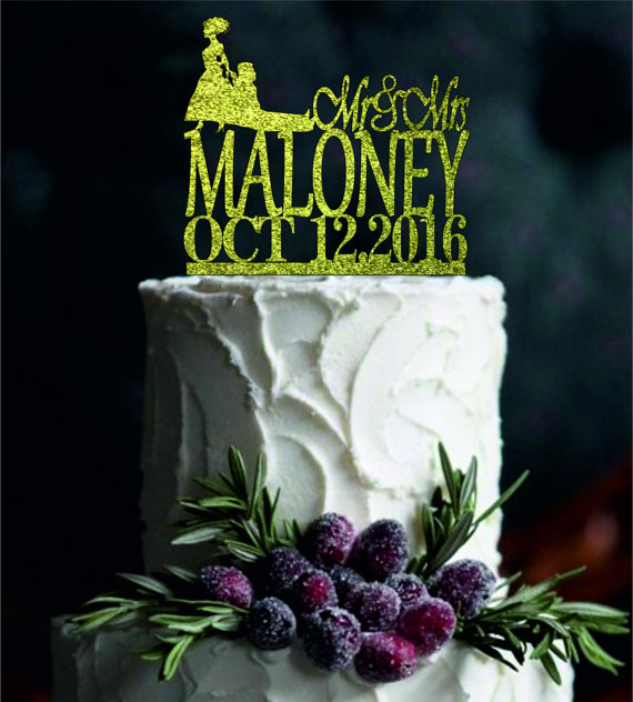 زفاف - Wedding Cake Topper,Funny wedding cake topper,Silhouette Wedding Cake Topper,Custom Cake Topper,Rustic Wedding Cake Topper,Free Base Display